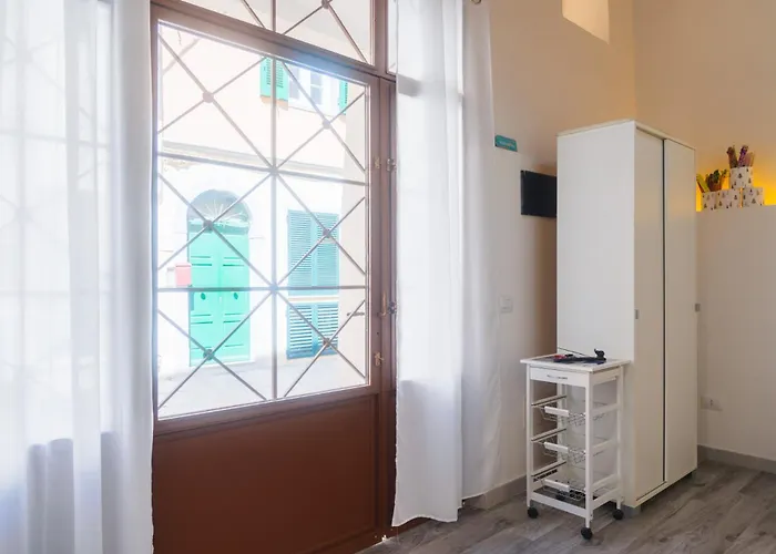 Nel Cuore Di Capoliveri (Isola d'Elba)